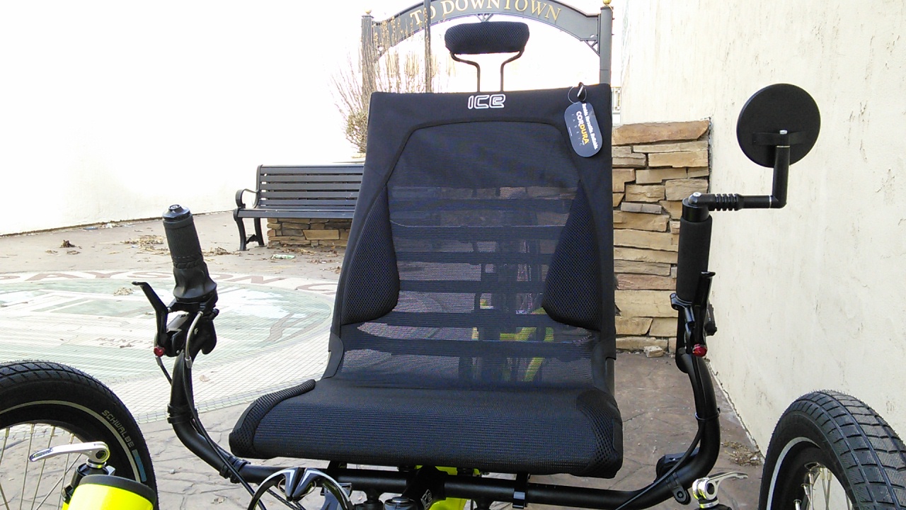 ICE Ergo-Flow Mesh Seat with Integral Pocket (Mounts Included) - 