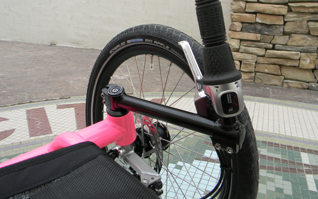  - Shifting the Alfine transmission is easy to do with the Revo twist shifter.