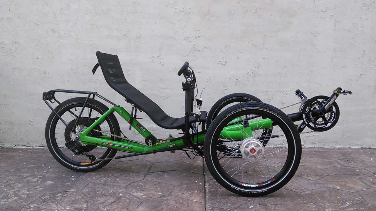 Azub T-Tris Folding Trike Light Green