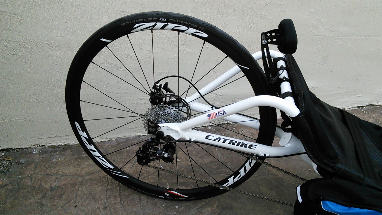Zipp Course 30 Carbon Rear Wheel - 