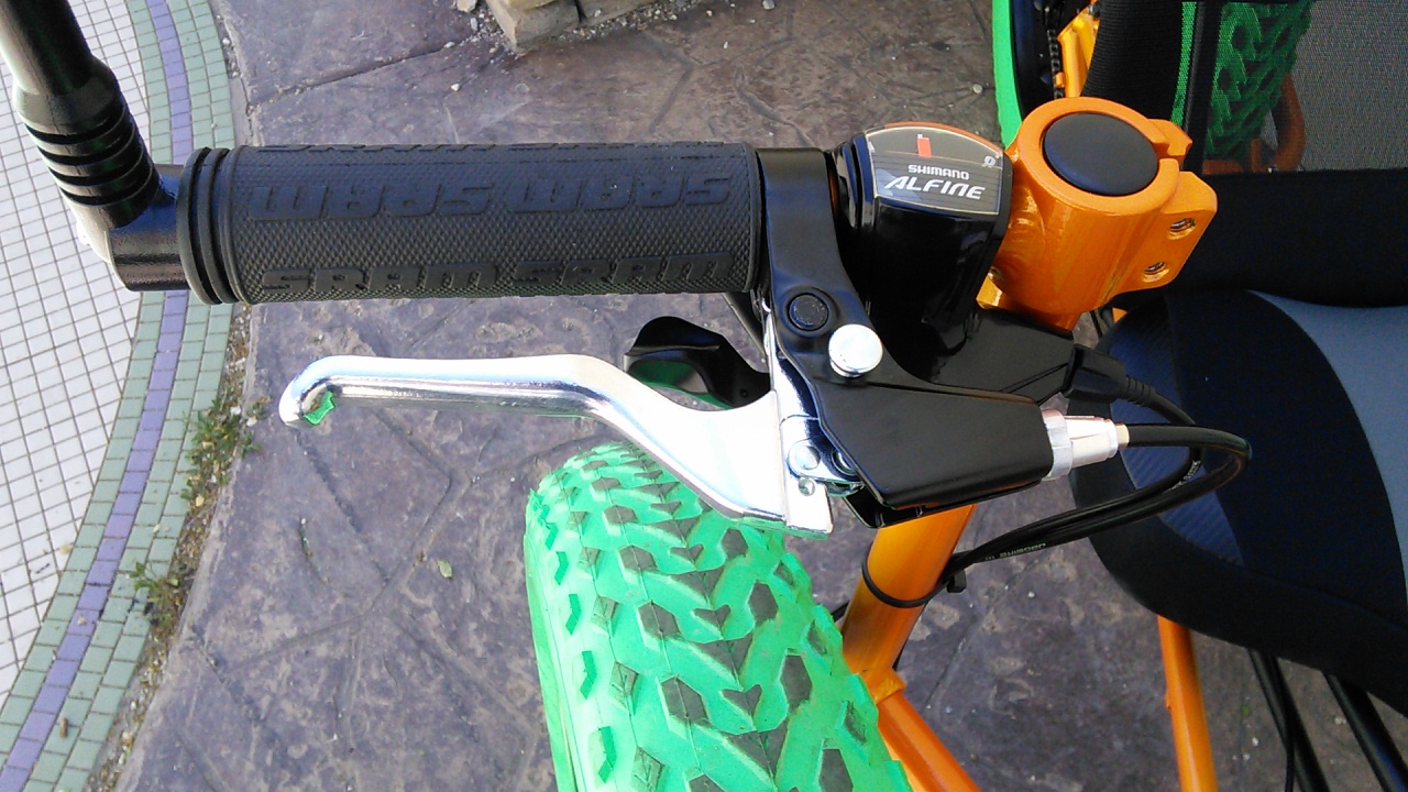 Locking Brake Lever Set - 