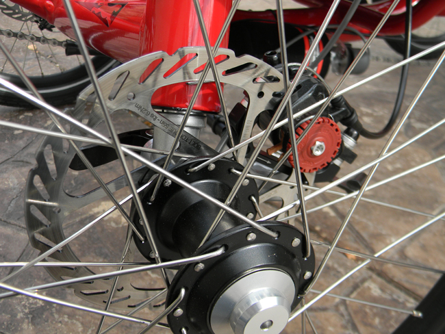 BB7 Brakes and Cleansweep G2 Rotor - Stopping power when you need it most with our best brake-rotor combination.