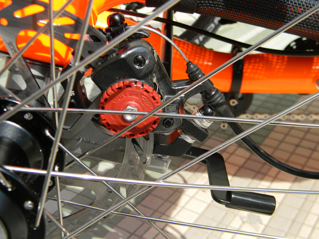 Avid BB7 Brakes - These disc brakes have awesome stopping power
