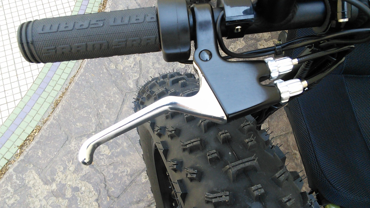 Dual Pull Brake Lever-Right Side for Rear Brakes - 