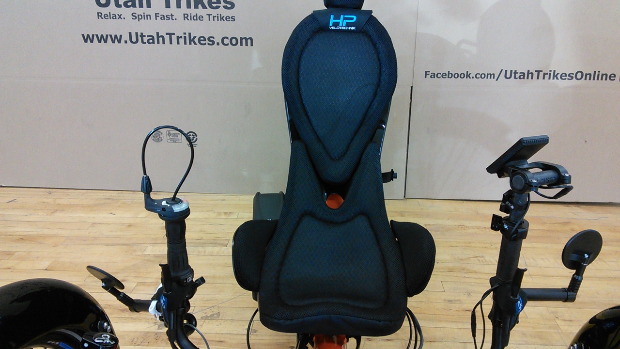  - With Airflow Seat Cushion and Carbon Fiber Wings