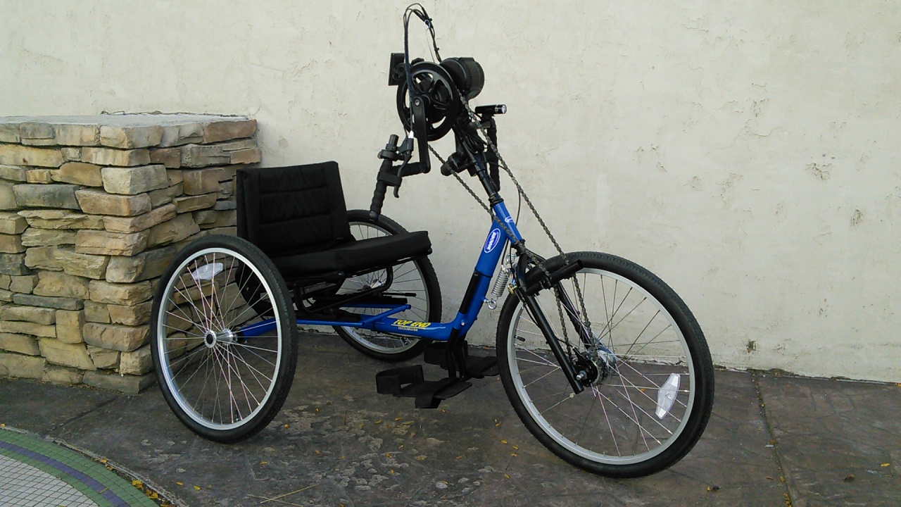 Top End Excelerator XLT Handcycle