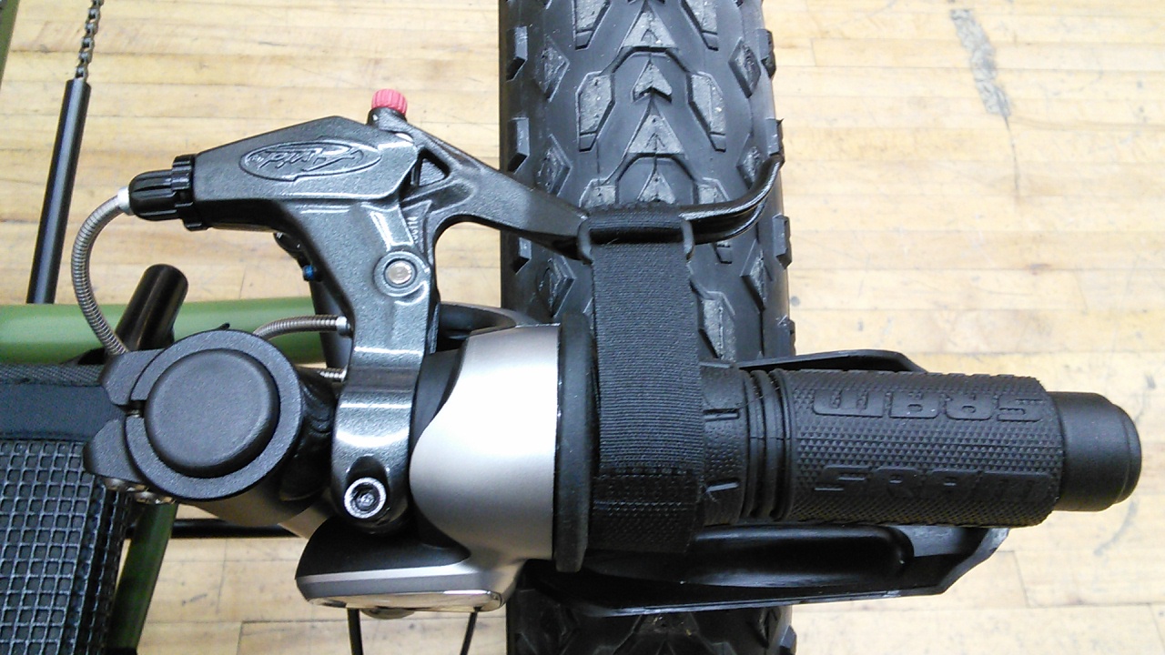 4650326_UTCustomFatTadCrawlerRecumbentTr