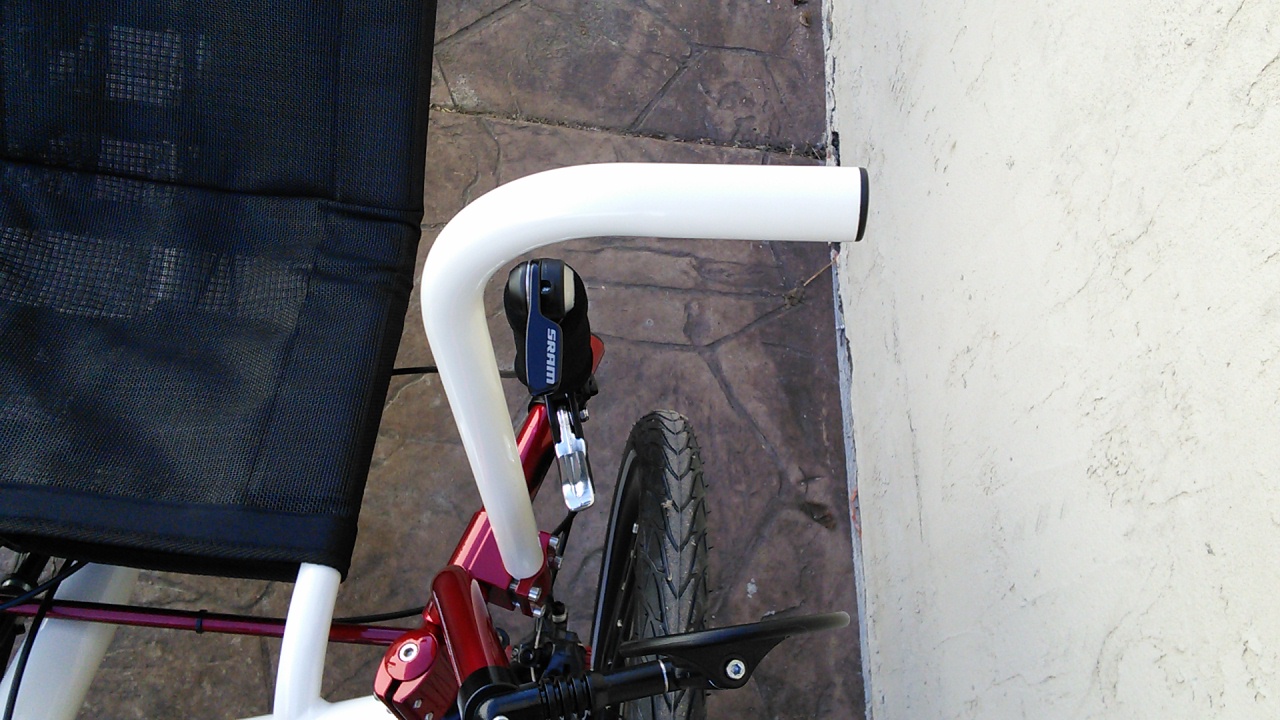 4708616_CatrikeExpeditionRecumbentTrike