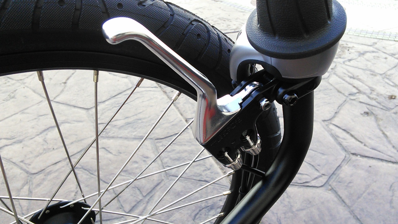 Dual Pull Brake Lever For Front Brakes (right side) - 