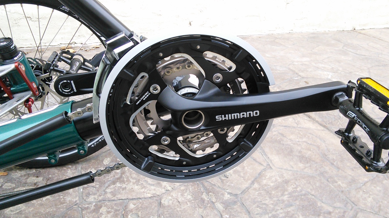 4864695_AzubTi-FLY26FullSuspensionTrike