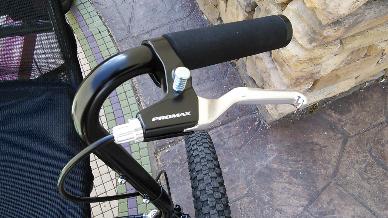 Locking Brake Lever Set - 