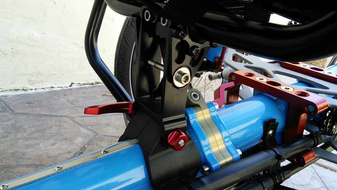 4916552_AzubTi-FLY26FullSuspensionTrike