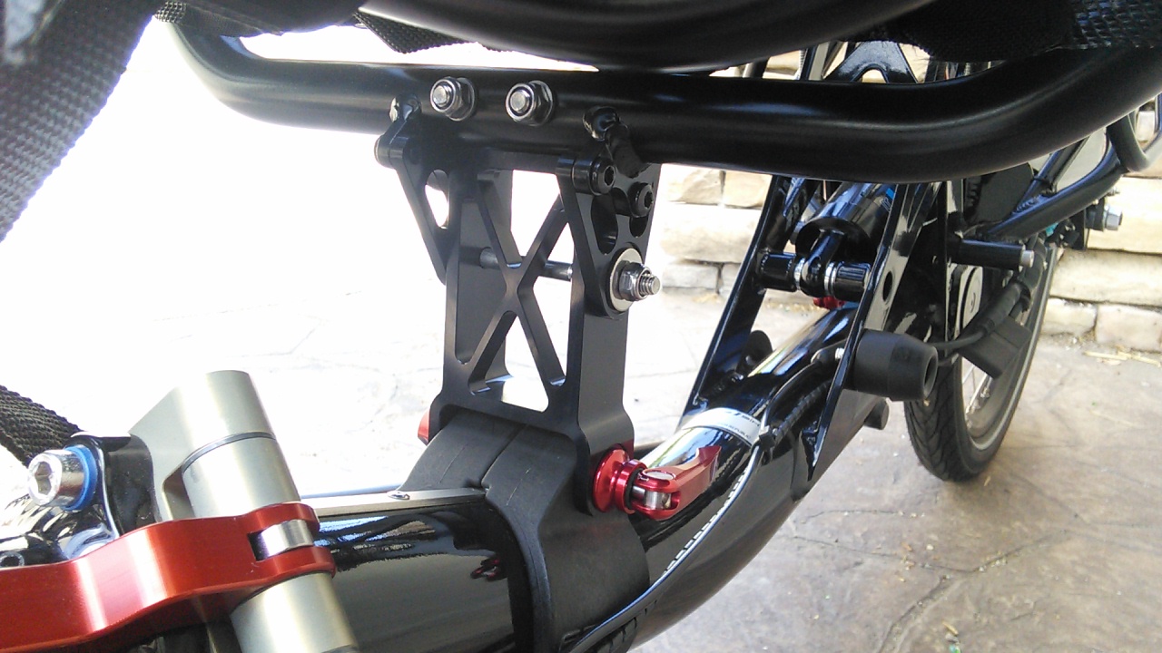 4935142_AzubTi-FLY26FullSuspensionTrike