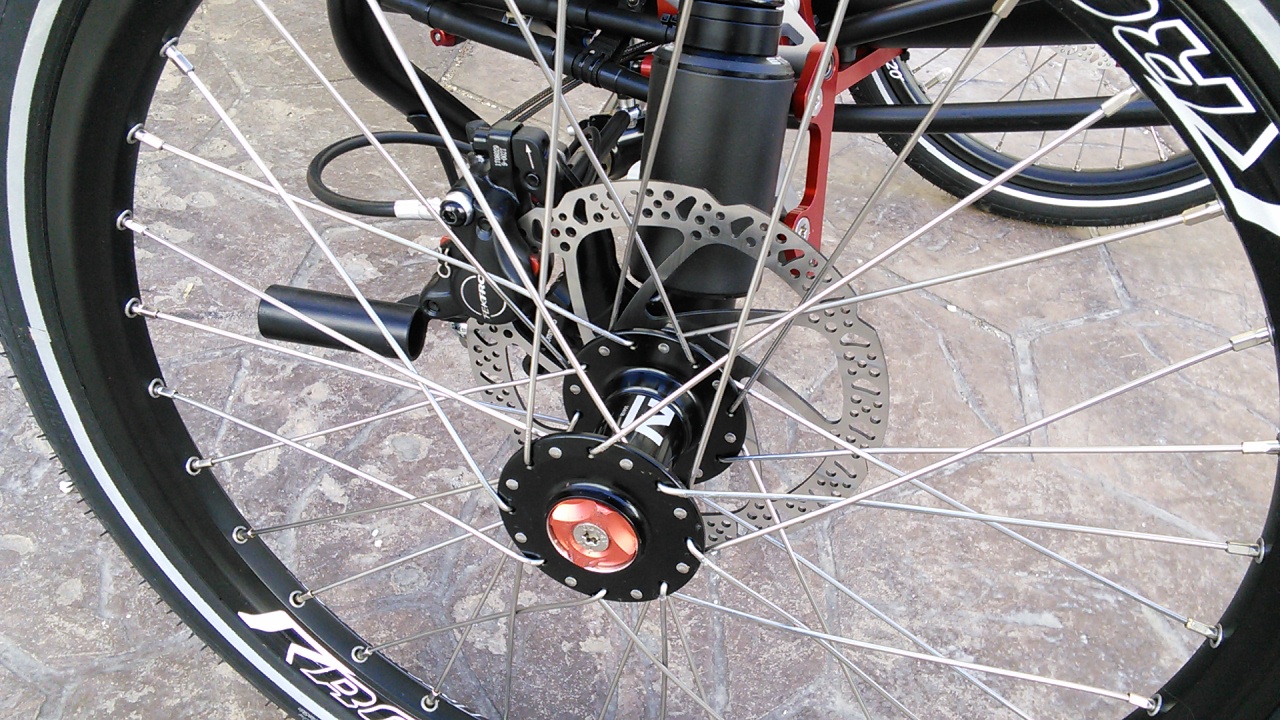 Tektro Hydraulic Disc Brakes - 