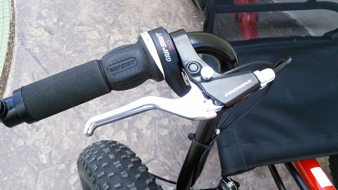 Locking Brake Lever Set - 