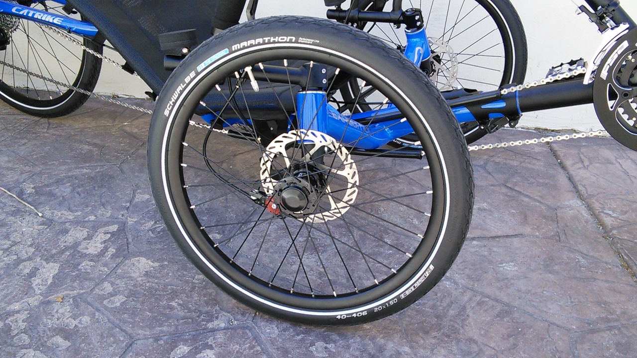 5116984_CatrikeExpeditionRecumbentTrike