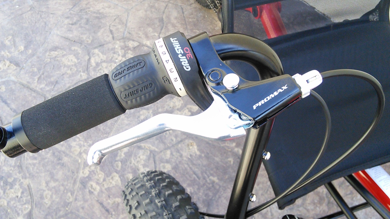 Locking Brake Lever Set - 