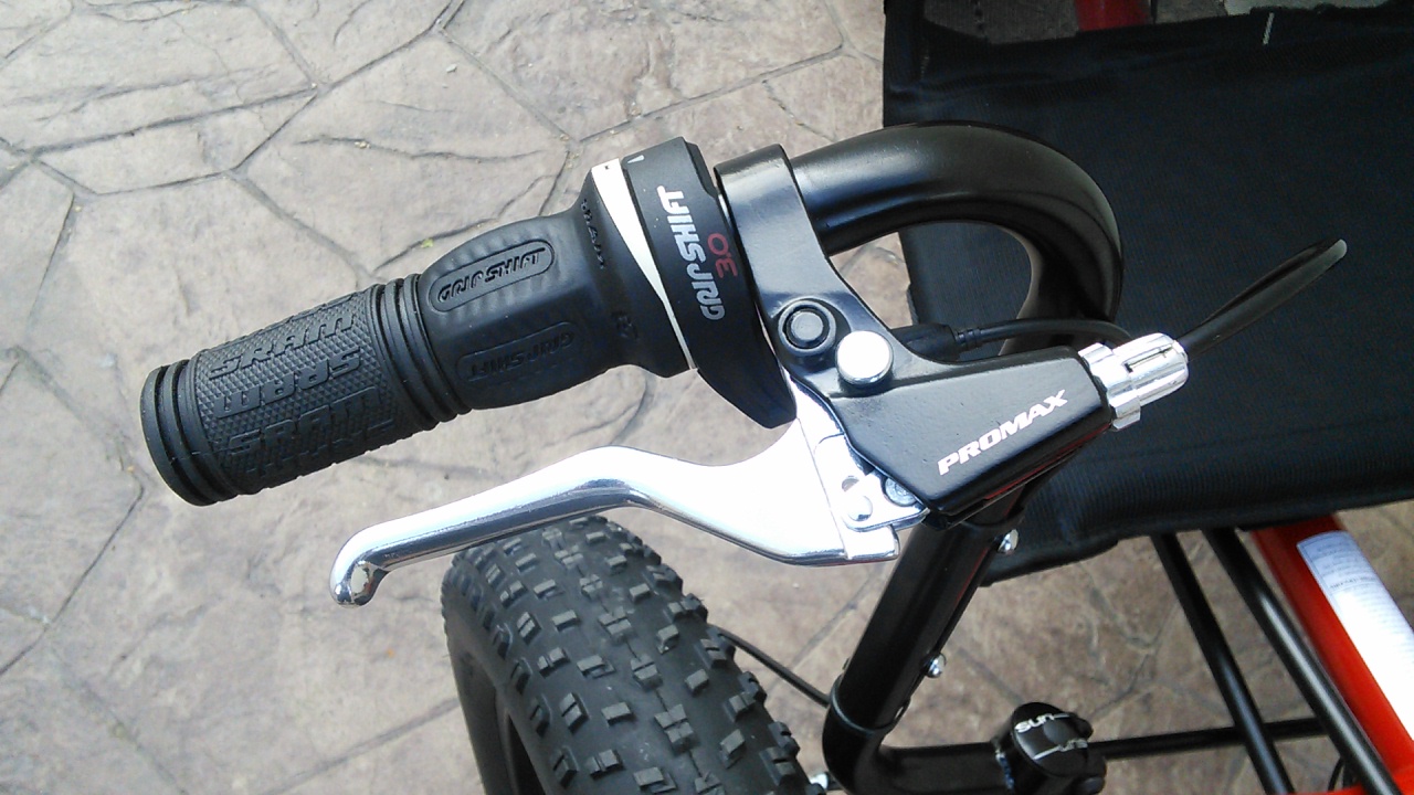 Locking Brake Lever Set - 