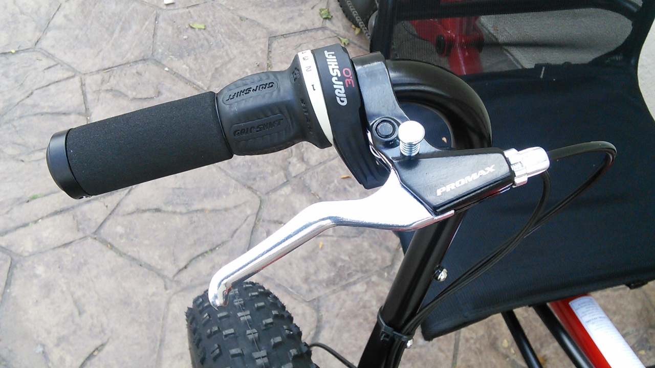 Locking Brake Lever Set - 