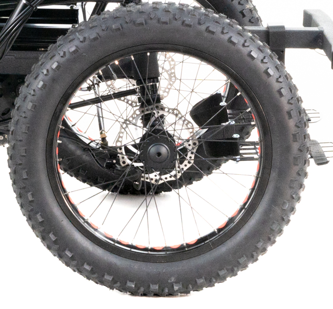 5612409_RevolutioneQuadRS-Pedal-Electric