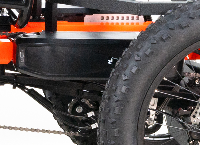 5734745_RevolutioneQuadRS-Pedal-Electric