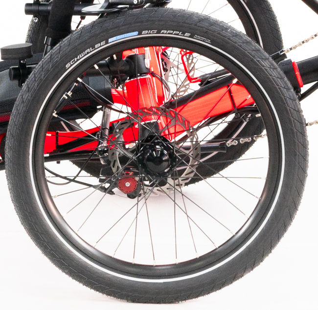 5867770_CatrikeExpeditionRecumbentTrike{