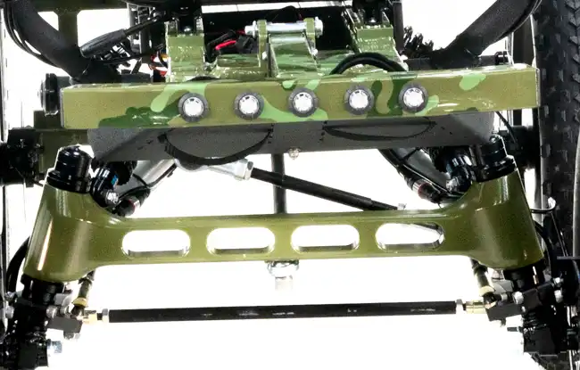 5913583_Revolution4X4eQuadFS