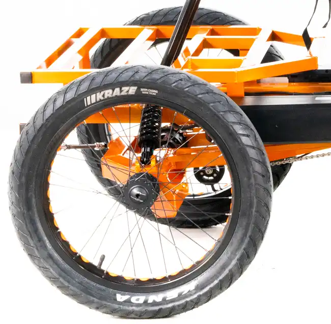 5924308_RevolutioneQuadRWDRS-Pedal-Elect