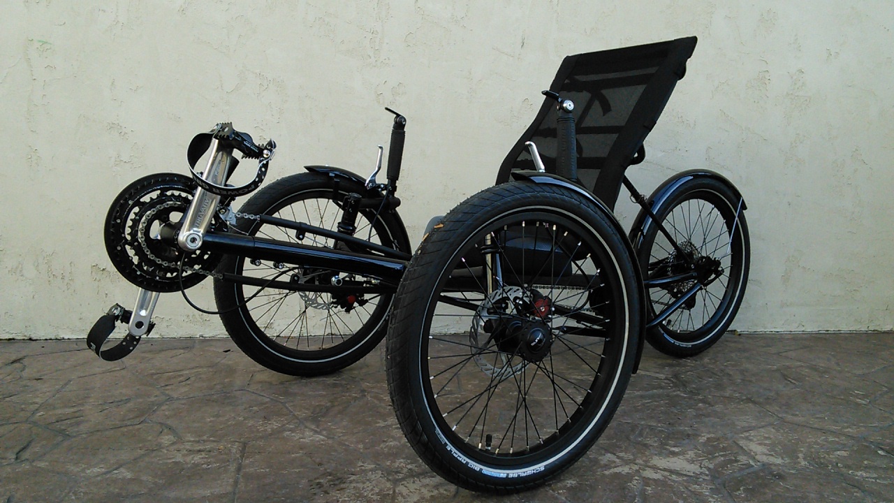 Sun EZ Tad DLX Trike Bengal Black