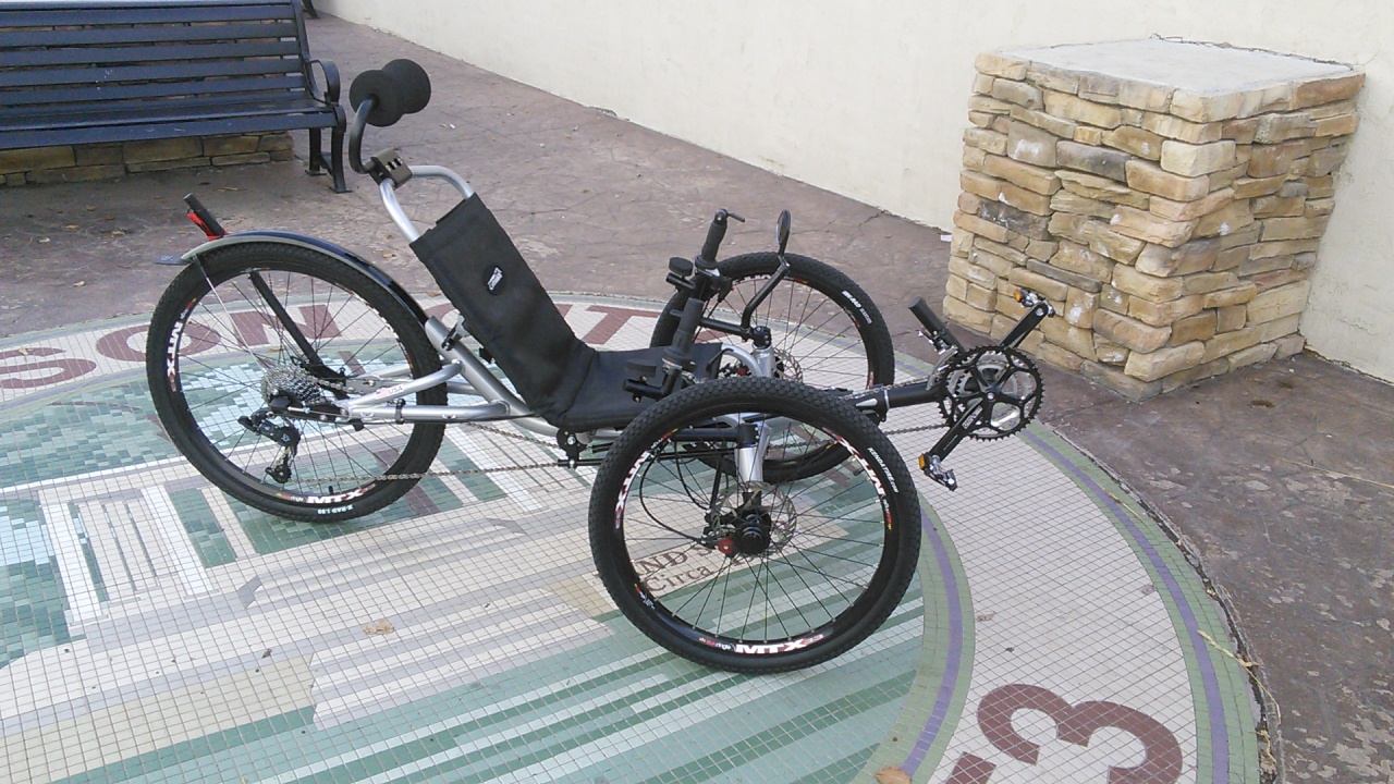 UTCustom Catrike Annihilator V-Series Recumbent Trike