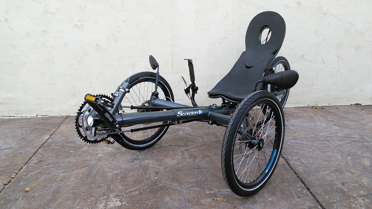 First turn indicator according to StVZO for recumbent trikes - HP  Velotechnik