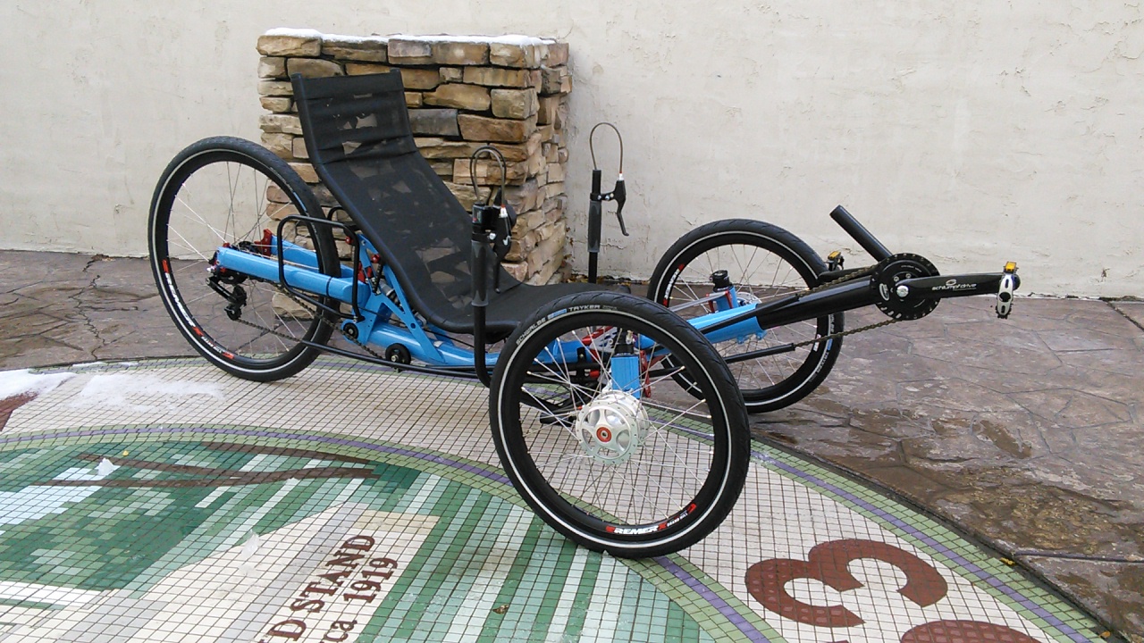 Azub Ti-FLY 26 Full Suspension Recumbent Trike