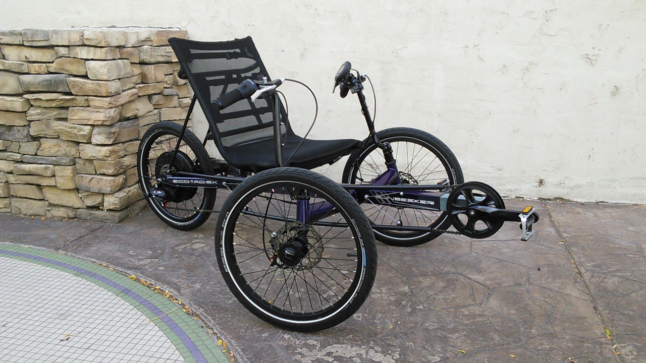 UTCustom Electro-Tad Electric Recumbent Trike