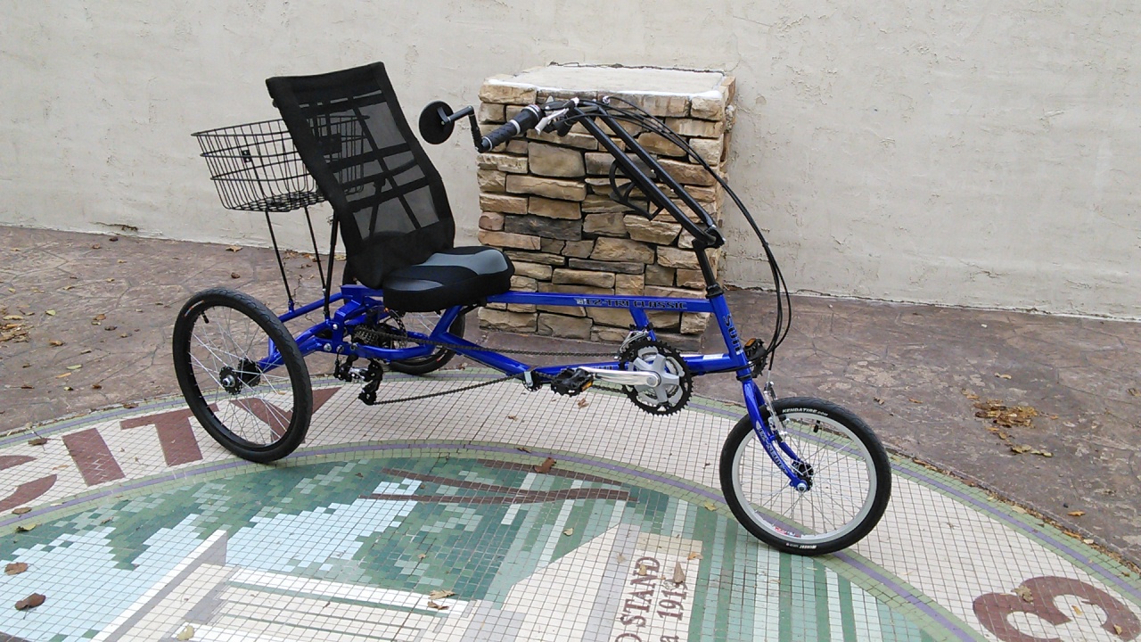 Sun EZ-Tri Classic SX Recumbent Delta Trike