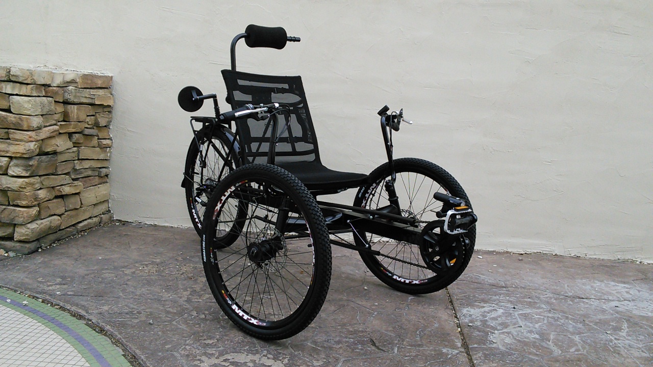 UTCustom SunSeeker Annihilator ECO24 Recumbent Trike