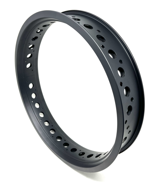 Revolution 20 x 4.0 Black 32H 80MM Rim